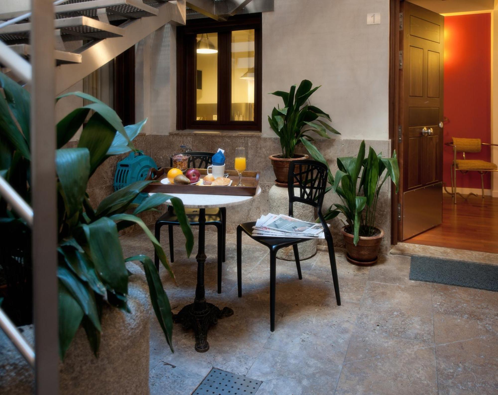 Apartamentos Abad Toledo Bilik gambar
