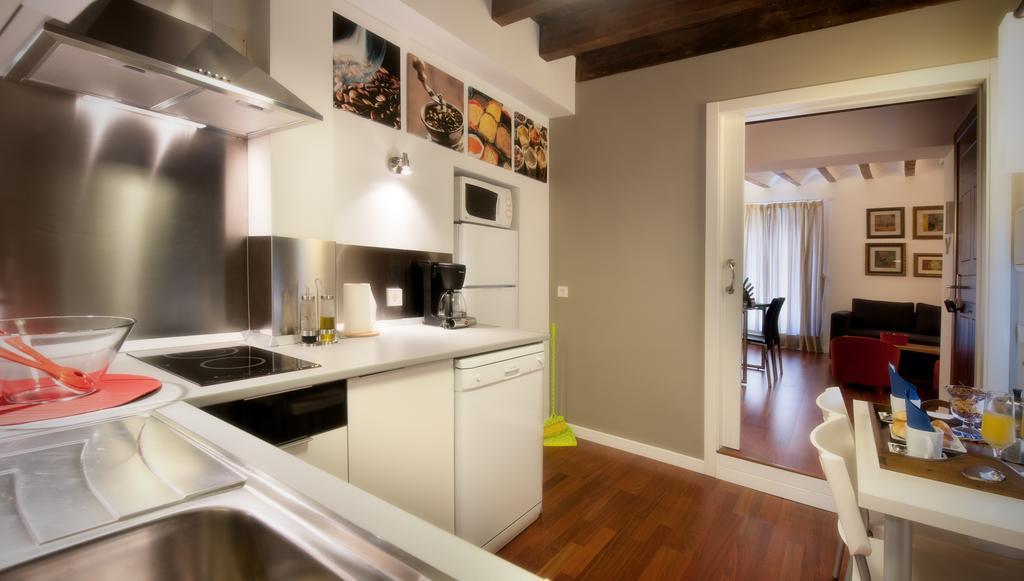 Apartamentos Abad Toledo Bilik gambar
