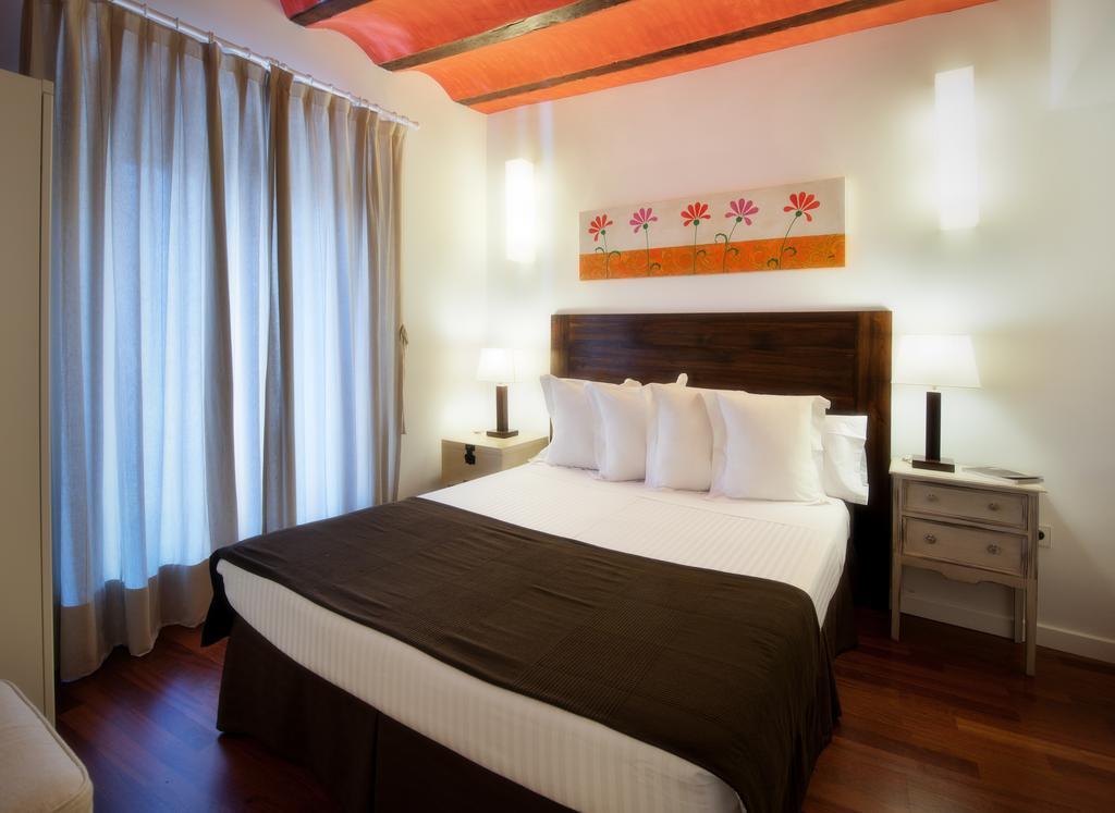 Apartamentos Abad Toledo Bilik gambar